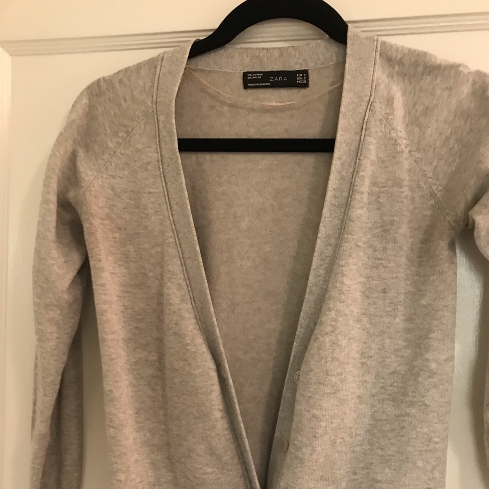 Zara heather gray sweater cardigan, like new.